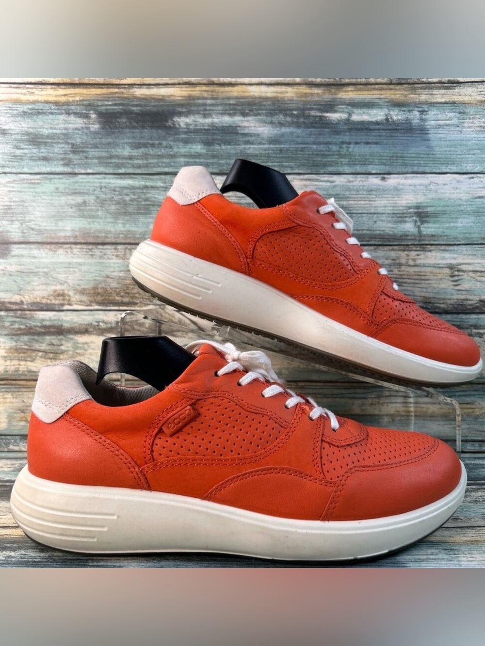 Ecco Soft 7 Runner Sneaker Womens 7 Orange Leather Athletic Shoes Wedge Lace Up
